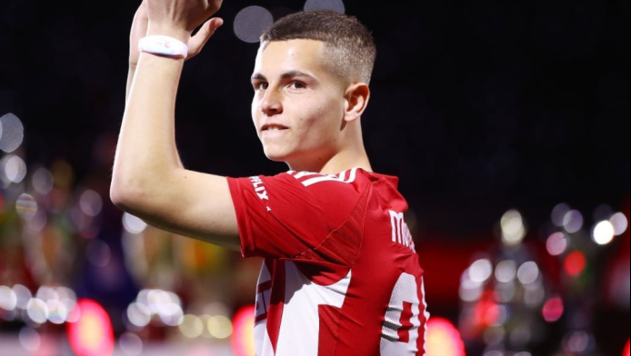 Νέοι μνηστήρες για Μουζακίτη - Ακόμα δύο τοπ ομάδες στο προσκήνιο