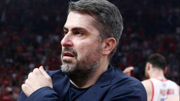 Μπαφές: "Εντάξει το παρκέ - 30 χρόνια πριν έλεγε για την οροφή ο Ιωαννίδης"