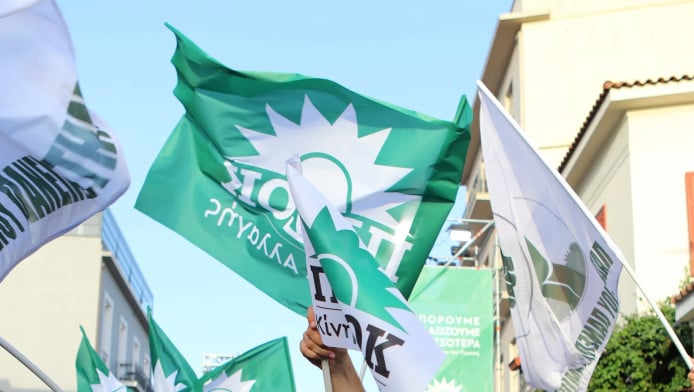 Το ΠΑΣΟΚ ετοιμάζει... μεταγραφή με βουλευτή του ΣΥΡΙΖΑ