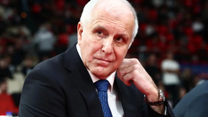 Πυρά από θρύλο της Παρτιζάν σε Ζοτς:"Δεν μπορούσε να ελέγξει τα αποδυτήρια"