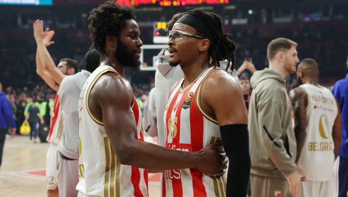 Τρομερή δήλωση από Μονέκε: "Νιώθω μπερδεμένος, ντρέπομαι!"