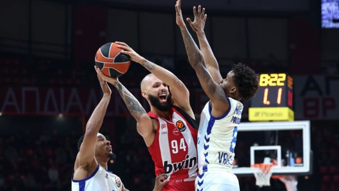 "Βροχή" τα τρίποντα-Live: Ολυμπιακός - Βαλένθια (ΒΙΝΤΕΟ)