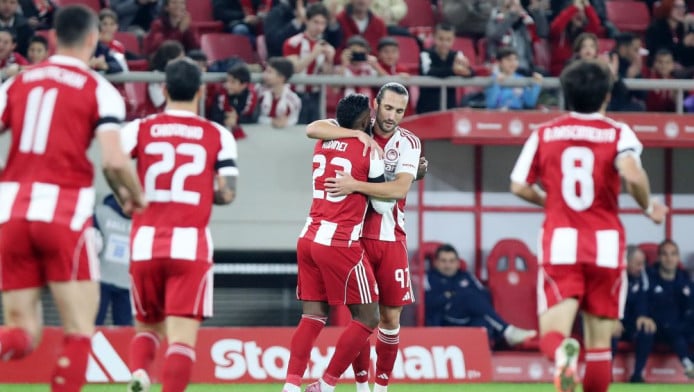 Πρώτο γκολ ο Καλογερόπουλος-Live: Ολυμπιακός - Ηρακλής 2-0