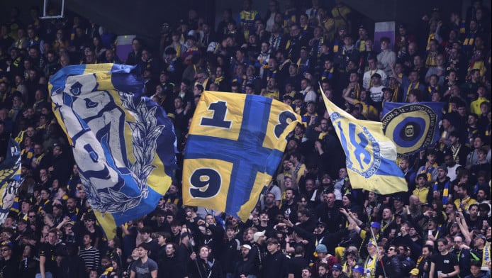 Χάος πριν το Τζένοα - Ίντερ - Σοβαρά επεισόδια - Πυρπολήθηκαν αυτοκίνητα