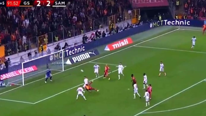 Ήττα από Γαλατά με φοβερό ψαλιδάκι Οσιμέν για Σαμσουνσπόρ πριν την ΑΕΚ