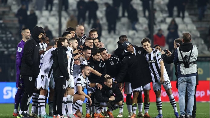 Η ιδιαίτερη φωτογραφία των παικτών του ΠΑΟΚ με το ελεφαντάκι-Τι συμβολίζει