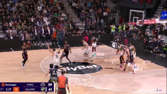 Διπλό η Ζαλγκίρις στο… ΝΒA ματς με την Παρί (Highlights)