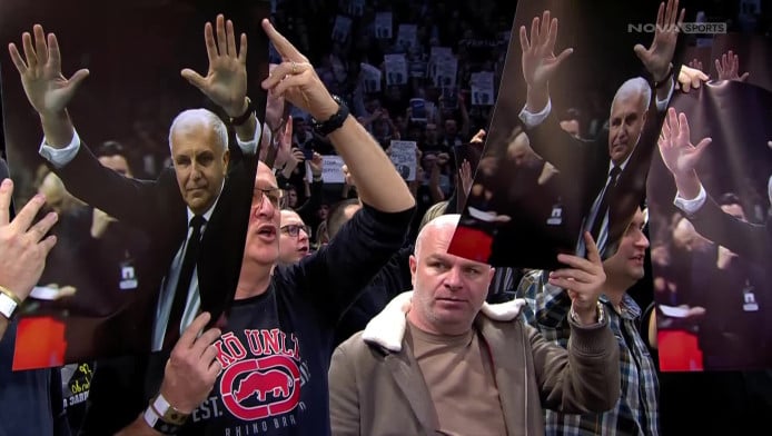 Τρομερή γιούχα στην παρουσίαση των παικτών της Παρτίζαν (ΒΙΝΤΕΟ)