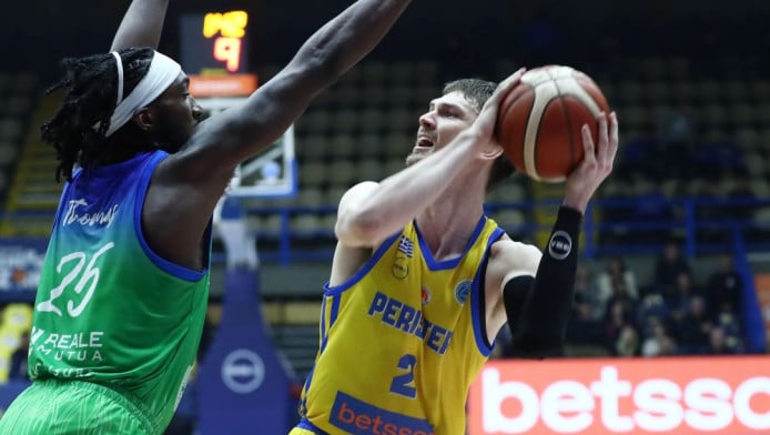 Άπιαστο το Περιστέρι με φοβερό Βαν Τούμπεργκεν! (ΒΙΝΤΕΟ)