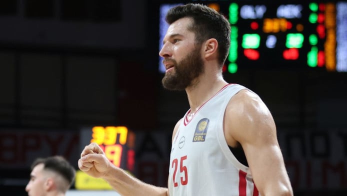 Εγκώμια Πίτερς για Μόρις – “Μaster της αναλογίας ασίστ/λαθών”