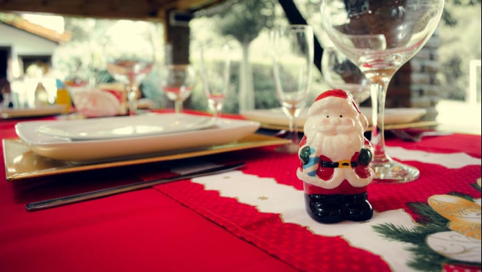 Θα φάμε θα πιούμε και νηστικοί θα κοιμηθούμε τα Χριστούγεννα