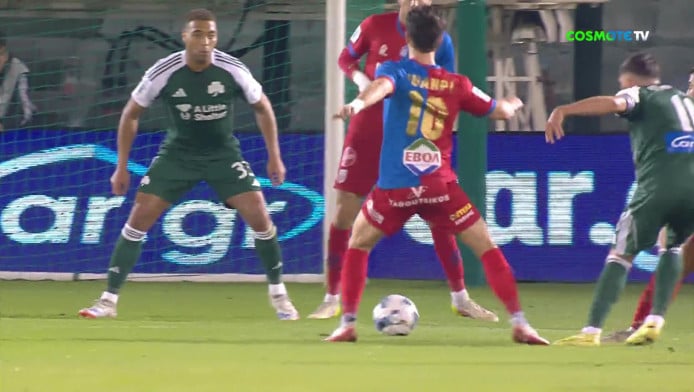 Κερδίζει πέναλτι ο Ντέσερς, σκοράρει ο Μπακασέτας κόντρα στον Βόλο (vid)