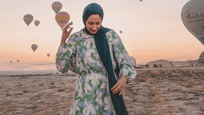 Πώς μία Ελληνίδα έγινε μουσουλμάνα - Αντιδράσεις για το βίντεο με τον Ιησού