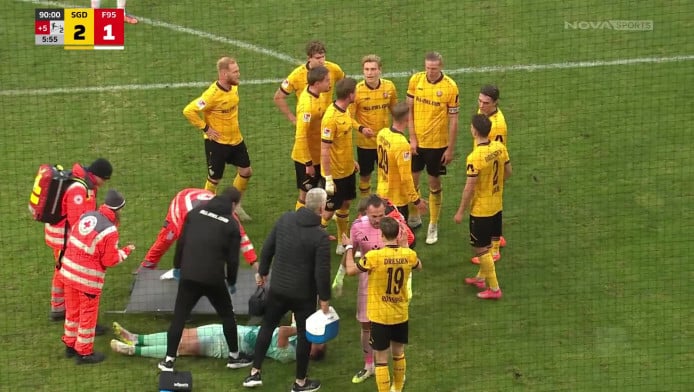 Υπέροχη στιγμή στην Bundesliga: Η συμπόνοια των τερματοφυλάκων (ΒΙΝΤΕΟ)