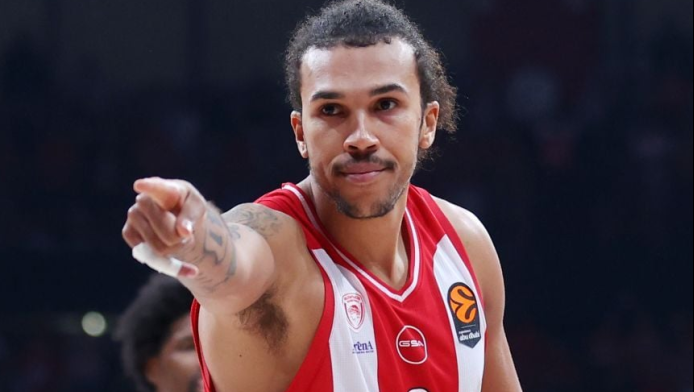 "Στρατιώτης" του Μπαρτζώκα ο Γουόρντ: "Θα περνούσε & από τοίχο για αυτόν"