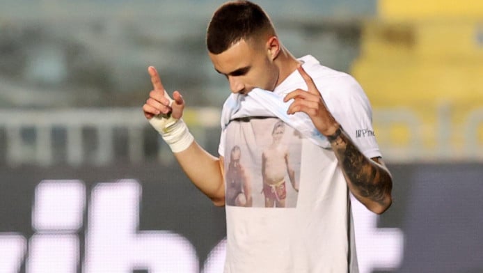 Η συγκινητική στιγμή του Χρυσόπουλου - Πού αφιέρωσε το γκολ (ΒΙΝΤΕΟ)