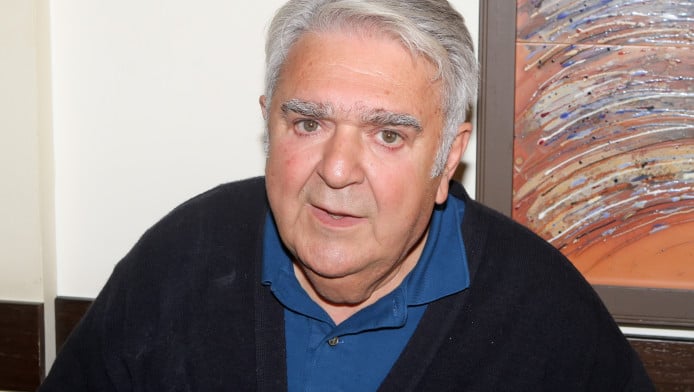 Μεγάλη επιστροφή για τον Πασχάλη Τερζή – Οι νέες φωτογραφίες του