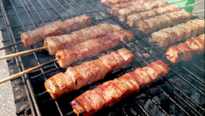 Γνωστός σουβλατζής συνελήφθη για διακίνηση ναρκωτικών - Είχε και κατάλογο!