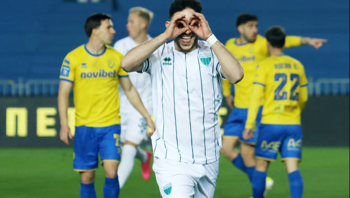 Τι κάνει ο Λεβαδειακός! 0-2 στο 10λεπτο στο Αγρίνιο! (vids)