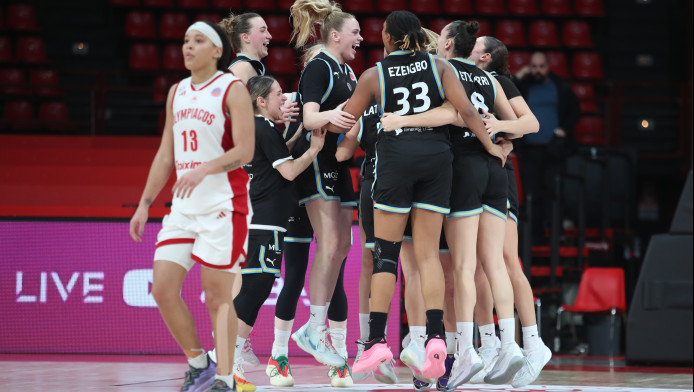 Αποκλεισμός στο ΣΕΦ με «φωνές» για τη διαιτησία από τον Ολυμπιακό (ΒΙΝΤΕΟ)