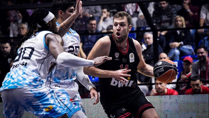 Διπλό μέσα σε ένταση στη Ρόδο για Ολυμπιακό - Αποβολή Βεζένκοφ (ΒΙΝΤΕΟ)