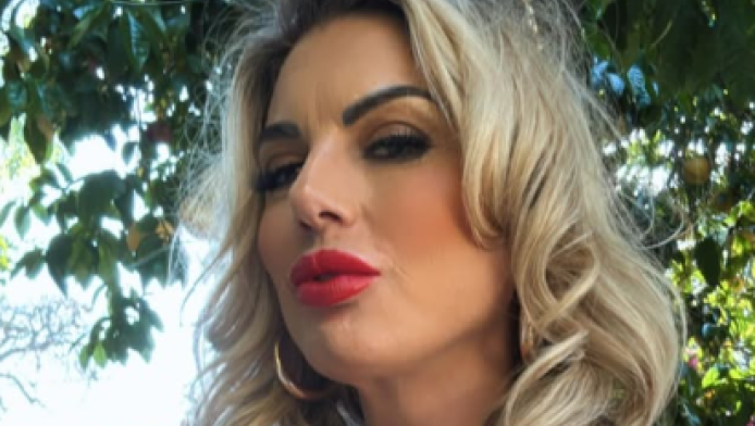 Πρώην στρατιωτικός στράφηκε στο Onlyfans και... φαλίρισε!