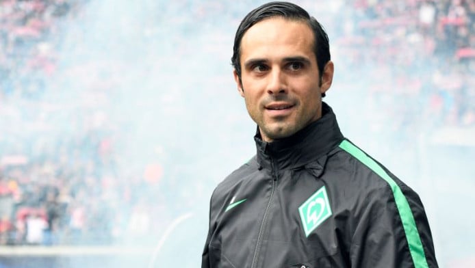 Ο «Μικρός Ρεχάγκελ» το’ ριξε στα χάμπουργκερς…