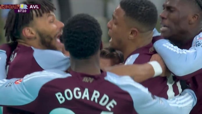 Επιμένει για τίτλο η Βίλα-Έπιασε 4άδα η Τσέλσι, χαμόγελα στη Νότιγχαμ (Vd)