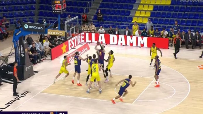 Άνετη η Μπαρτσελόνα  κόντρα στη Μακάμπι - Γύρισε στις νίκες (Ηighlights)