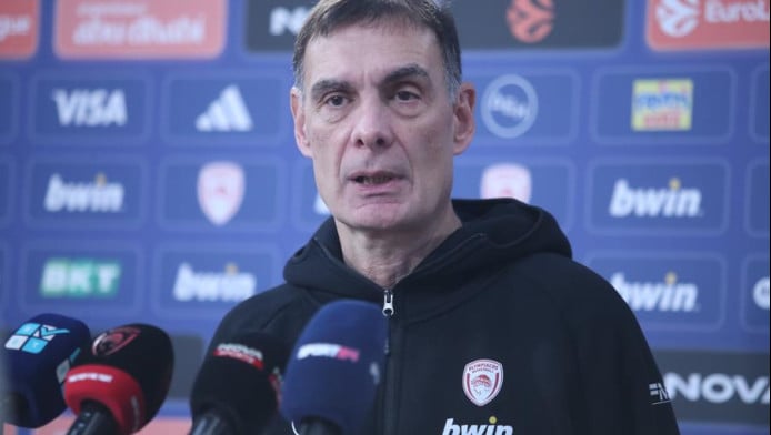 Μίλησε για όλα ο Μπαρτζώκας - Ατάκα για ντέρμπι, ΠΑΟ, γρίπη & Τζόουνς