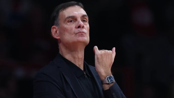 Μετά τον Μιλουτίνοφ, νέα απουσία για τον Ολυμπιακό κόντρα στην Εφές