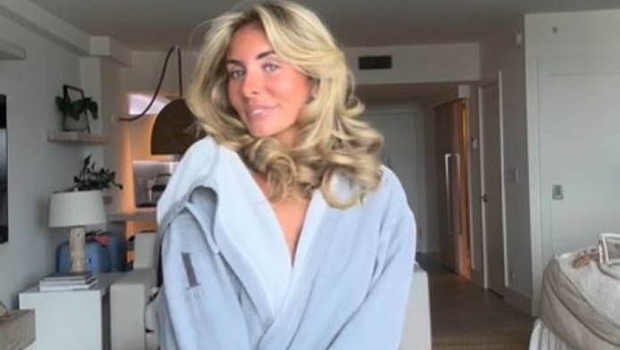 Πορνοστάρ κάλεσε σε όργιο τους παίκτες της Μάντσεστερ Γιουνάιτεντ (ΦΩΤΟ)