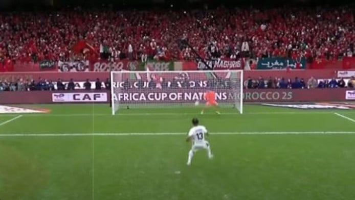 Το ιδιοφυές κόλπο του Μπόνο στην εκτέλεση πέναλτι του Μπρούνο (ΒΙΝΤΕΟ)