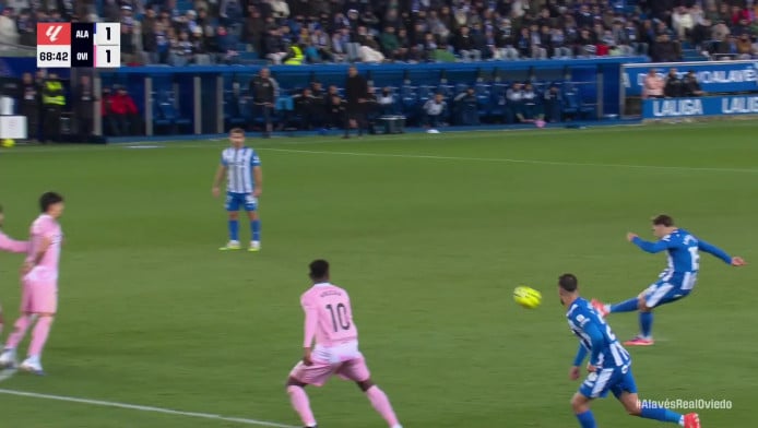 Yπέροχο γκολ με φάουλ ο Μπογιέ! (ΒΙΝΤΕΟ)