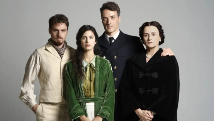 «Μεγάλη Χίμαιρα»: Στην Ελλάδα του 2026 δίχασε αυτή η… ερωτική σκηνή (ΦΩΤΟ)