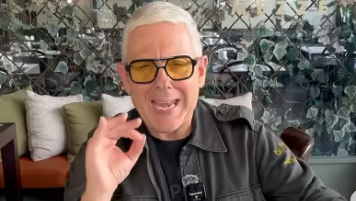 Δούσης για όλα: Τα παιδικά χρόνια, η σύζυγός του, πώς ξεκίνησαν οι Εικόνες