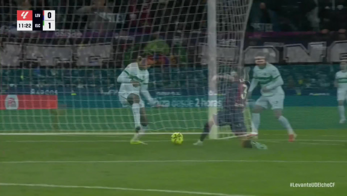 Έκρυψε την μπάλα η Έλτσε και γκολ από τον Ροντρίγκεθ (ΒΙΝΤΕΟ)