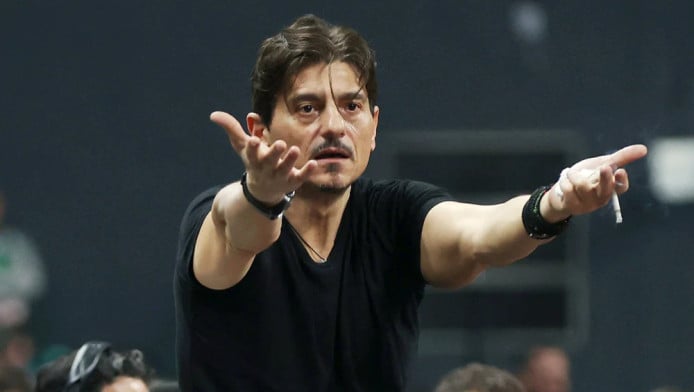 Γιαννακόπουλος: "Πίνατε μέχρι τις 5- Μόνο 3-4 παίκτες αξίζουν το συμβόλαιο"