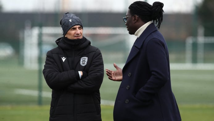 Επίσκεψη-έκπληξη: Ο θρυλικός Γκομίς στο πλευρό του Λουτσέσκου! (pics)