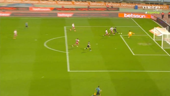 Τεράστια απόκρουση Τζολάκη σε τετ α τετ - Έπρεπε να πασάρει ο Ισέκα (Vid)