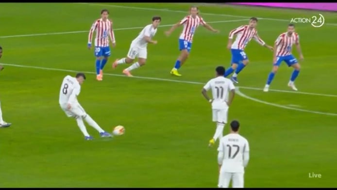 ΑΠΙΘΑΝΗ γκολάρα: Θύμισε... Ρομπέρτο Κάρλος ο Βαλβέρδε (ΒΙΝΤΕΟ)