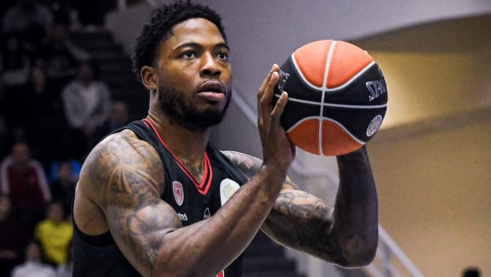 Έτσι βρέθηκε ο Τζόουνς στον Ολυμπιακό - Ο ρόλος του Αταμάν (ΒΙΝΤΕΟ)