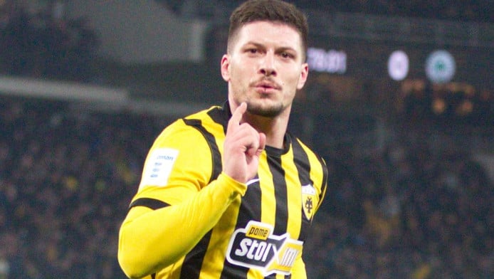  Η αποθέωση σε Γιόβιτς και τα συγχαρητήρια Ηλιόπουλου (Vid)