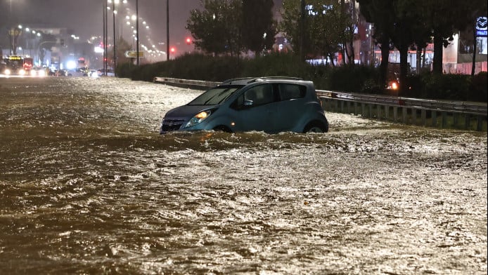 Συνεχίζεται η επέλαση της κακοκαιρίας σήμερα: Ποιες περιοχές θα πληγούν