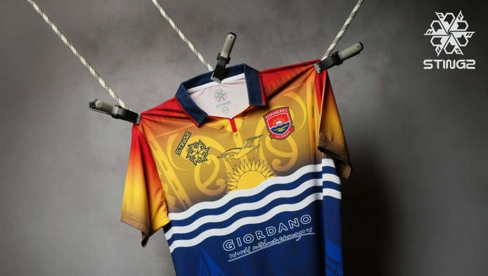 Παίξτε μπάλα γιατί πνιγόμαστε