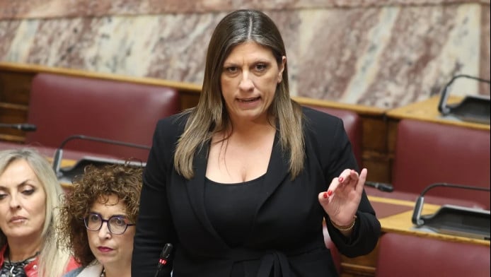 Χαμός στη Βουλή: "Άσε μας κουκλίτσα μου" στη Ζωή και παρέμβαση Δένδια! (VD)