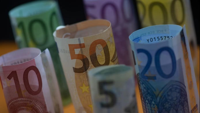 Αθήνα: Τί ψάχνει ένας 33χρονος δισεκατομμυριούχος και για ποιους έρχεται;