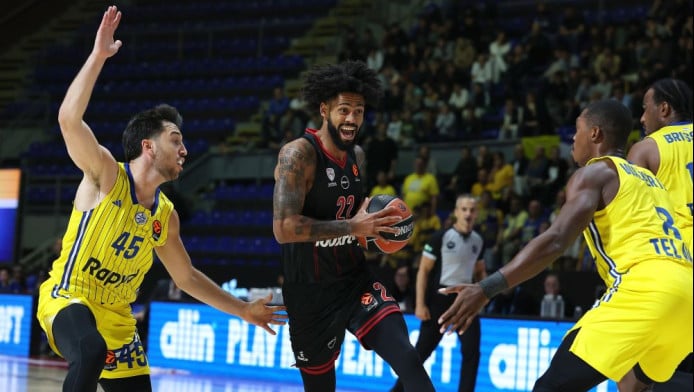 Πλήγμα στη Μακάμπι - Καλά νέα για Ολυμπιακό, Παναθηναϊκό