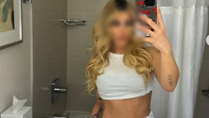 "Δε με φλερτάρουν πολύ οι άνδρες, αλλά καλύτερα...": Ατακάρα τραγουδίστριας