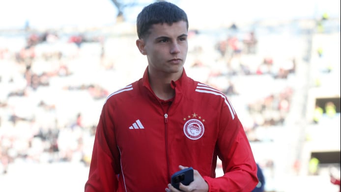 "Μεγάλη μάχη για Μουζακίτη - Θέλει να φύγει τον Ιανουάριο"! (ΦΩΤΟ)